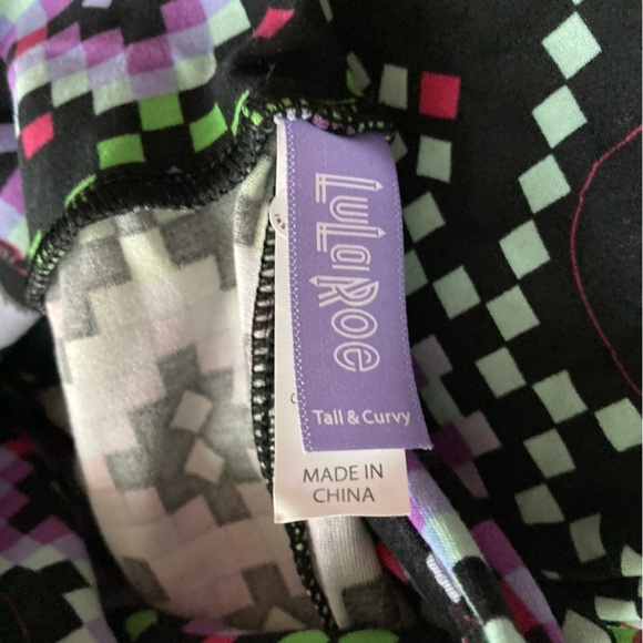 NWT LuLaRoe TC leggings Halloween purple vampire Dracula Whimsygoth witchy - Picture 4 of 4